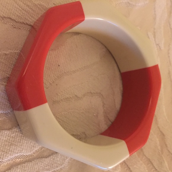 Anthropologie Jewelry - 💝💃🏽Retro Style Vintage Bangle Bracelet